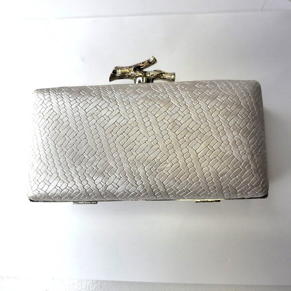 Elegant White Cream Evening Clutch Purse Cocktail Purse Wedding Evening Purse - Picture 1 of 12